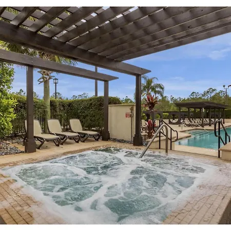 Summer Fun Starts Here - Townhome By Disney!